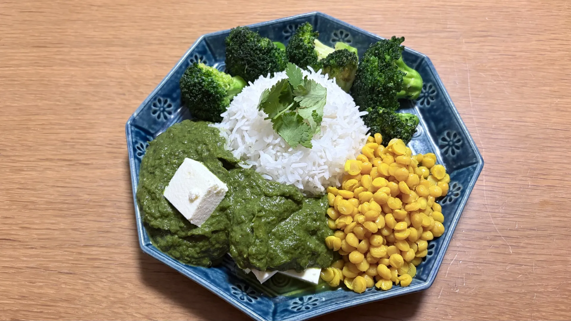 本日のカレー☆＊：・゜∞